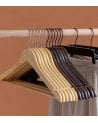 Perchas con Pinzas de Madera